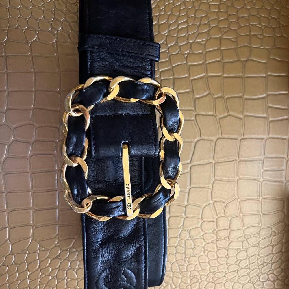 Chanel black and gold belt - Picture 5 of 5